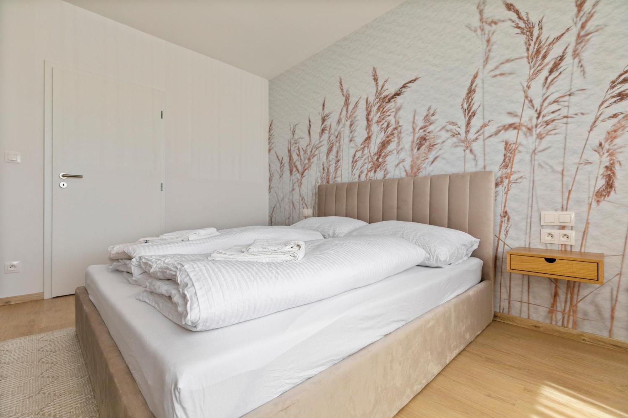 Boho Apt W Jacuzzi, Grill & Garden Modra Eksteriør billede